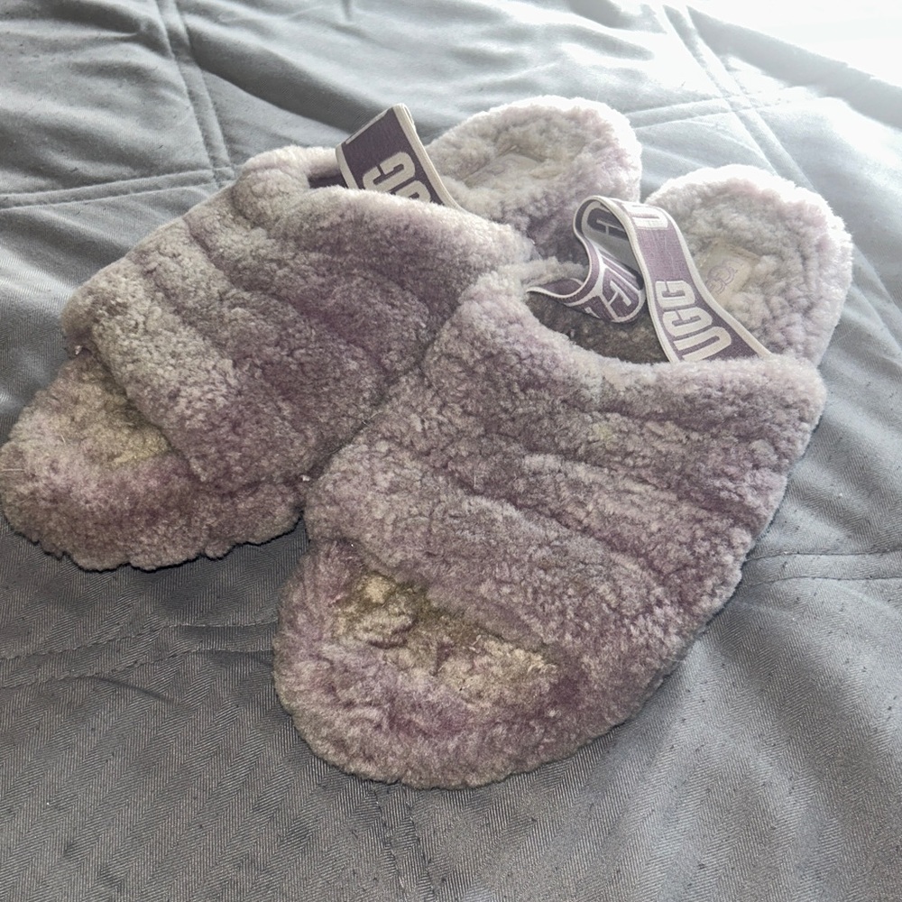 UGG sandals women lavender size 7